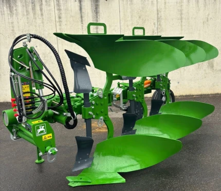 Charrue - 1M - 2025