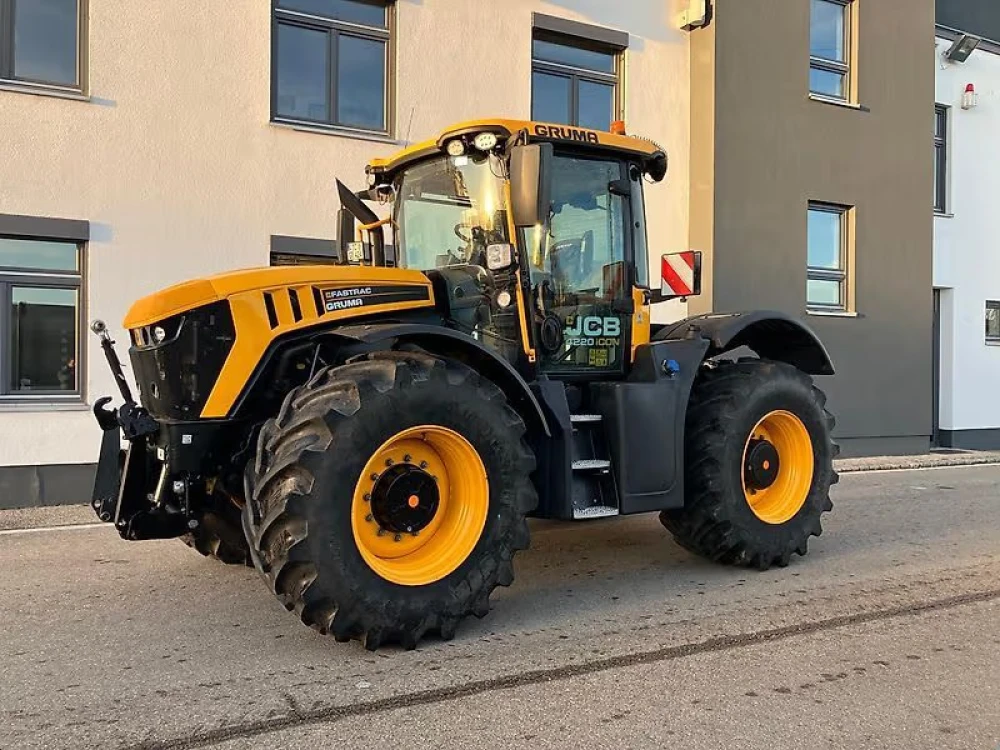 JCB FASTRAC 4220ICON d'occasion — photo 1