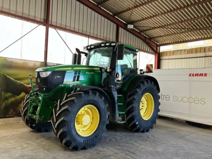 Tracteur agricole - 250 CH - 4650H - 2021