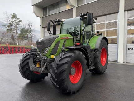 Tracteur agricole - 237CH - 10 614 H - 2025