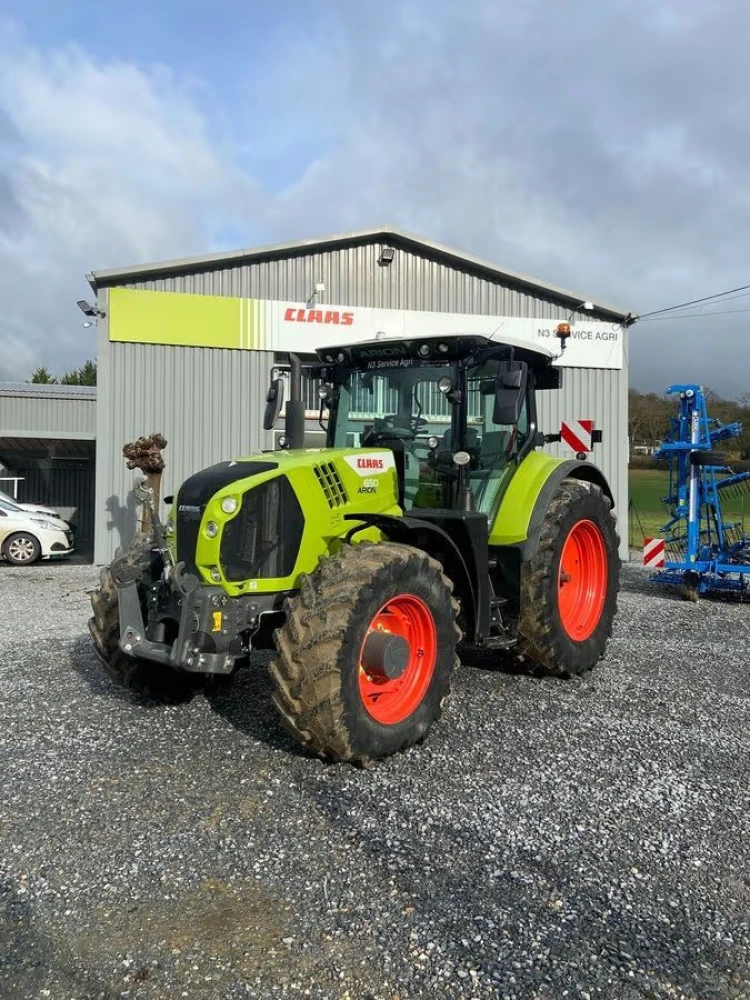 Claas ARION 650 CMATIC CEBIS d'occasion — photo 1