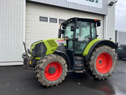 Tracteur agricole - 135 CH - 6380H - 2013