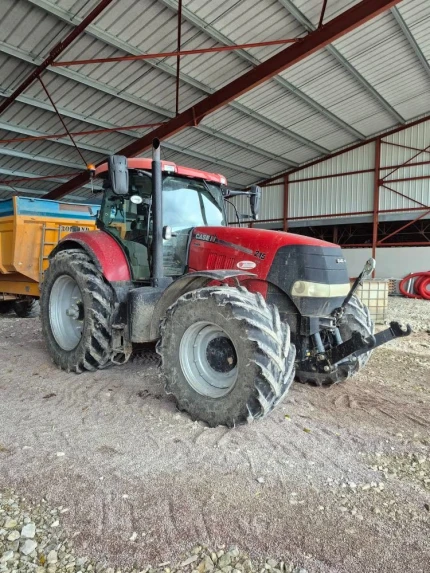 Tracteur agricole - 215 CH - 5500H - 2013