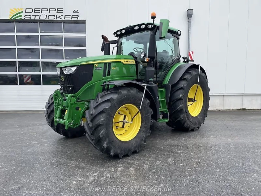 John Deere 6R 250 d'occasion — photo 1