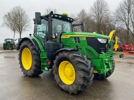 Tracteur agricole - 158CH - 990H - 2024