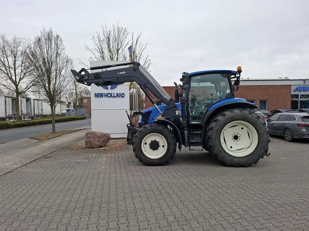 New Holland T6020 ELITE d'occasion — photo 1