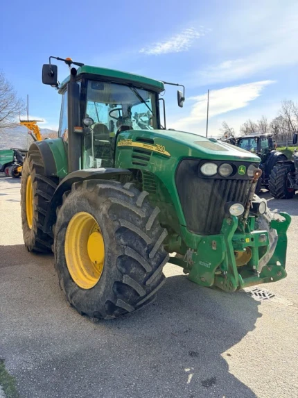 Tracteur agricole - 243CH - 10221H - 2005
