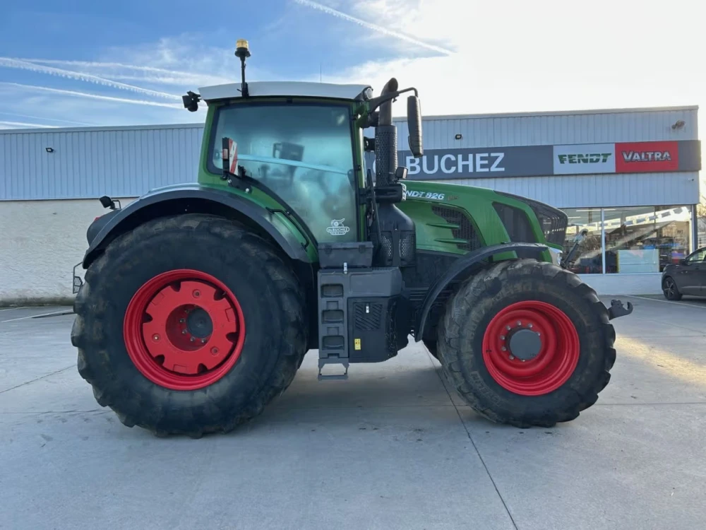 Fendt 826 VARIO PROFI PLUS d'occasion — photo 1