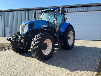 Tracteur agricole - 165 CH - 8922H - 2015