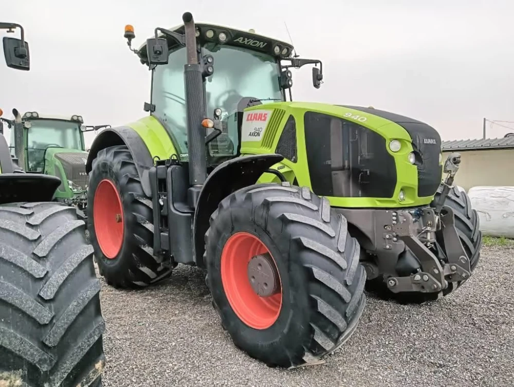 Claas AXION 940 CMATIC d'occasion — photo 1