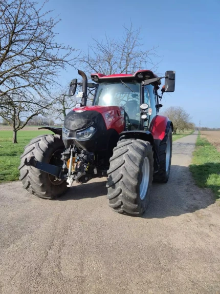 Tracteur agricole - 174CH - 3311H - 2020