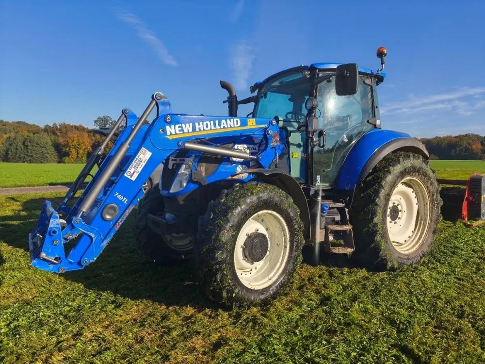 New Holland T5.110 EC d'occasion — photo 1