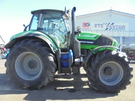 Tracteur agricole - 250 CH - 2384H - 2016
