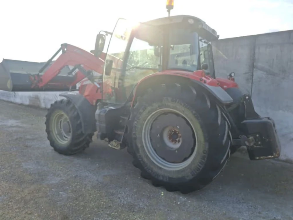 Massey Ferguson 7718S DYNA-6 EFFICIENT d'occasion — photo 1