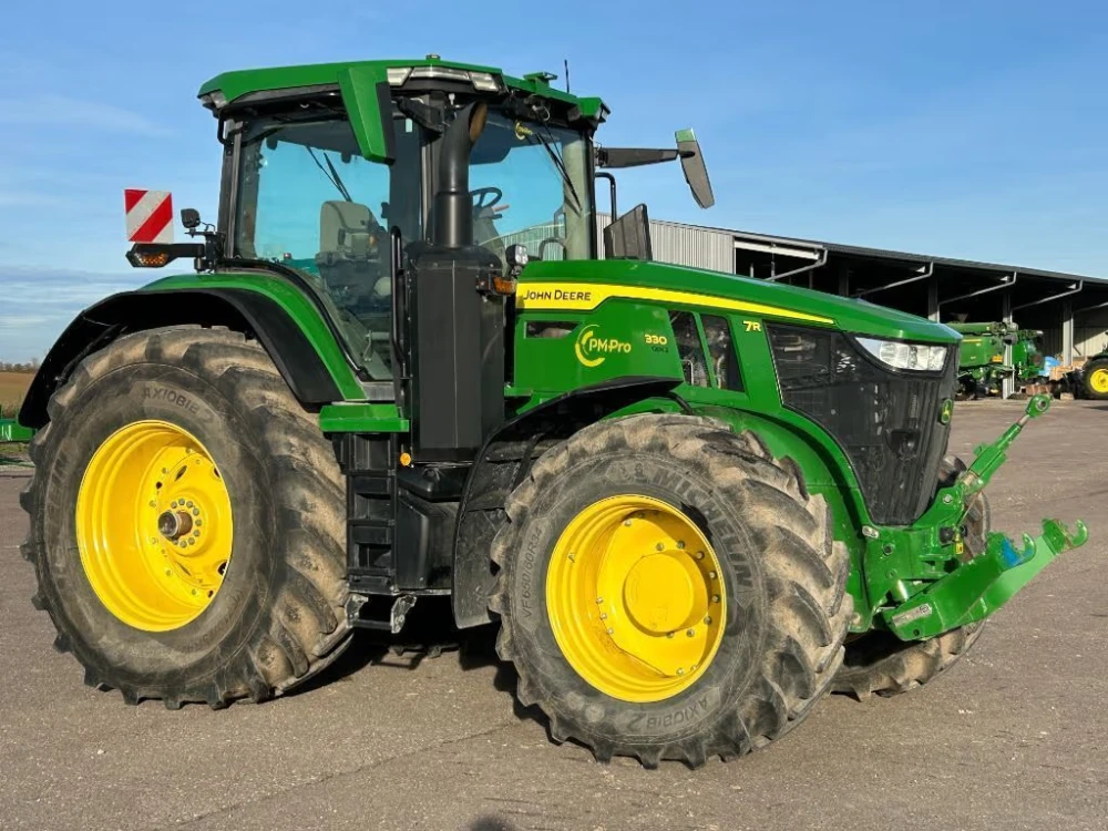 John Deere 7R330 d'occasion — photo 1