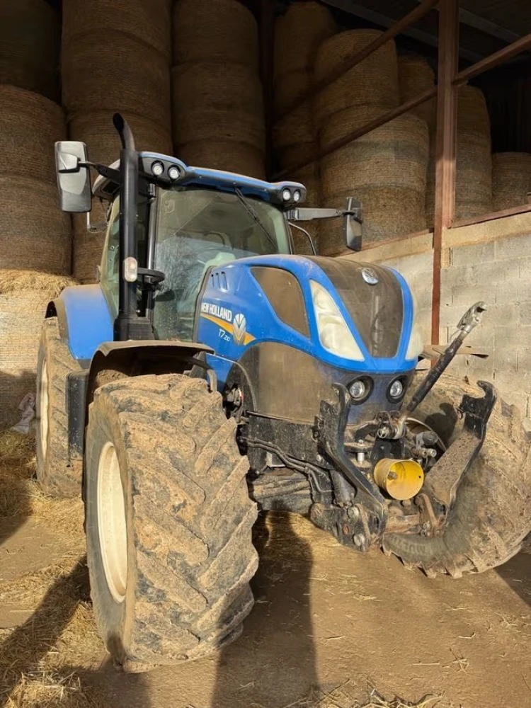 New Holland TRACTEUR T7.210 RC SIDEWINDER d'occasion — photo 1