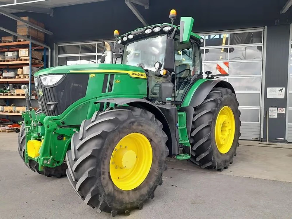 John Deere 6R 250 - COMMAND PRO d'occasion — photo 1