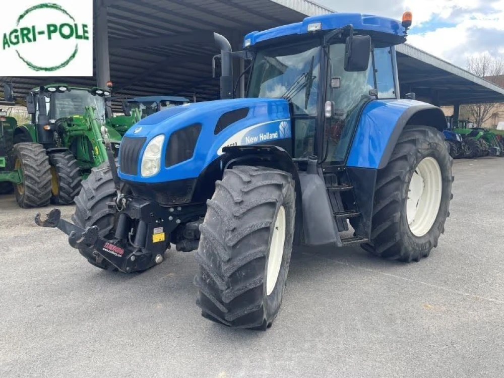 New Holland T7510 d'occasion — photo 1