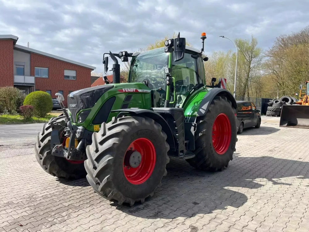 Fendt 720 VARIO POWERPLUS d'occasion — photo 1