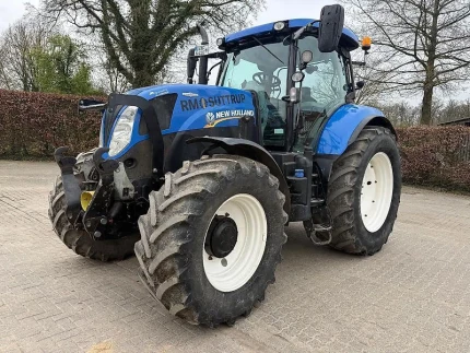 Tracteur agricole - 210 CH - 6920H - 2016