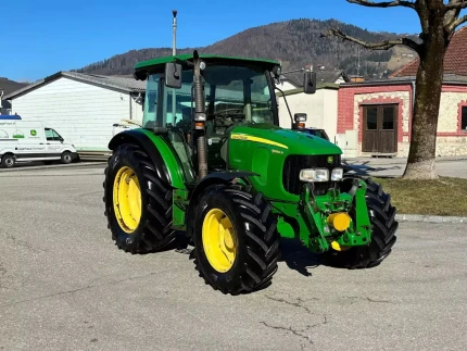 Tracteur agricole - 80CH - 9884H - 2010