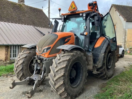 Tracteur agricole - 133CH - 3850H - 2022