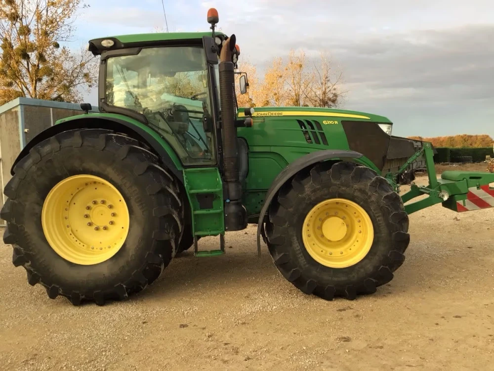 John Deere 6210R AUTOPOWER d'occasion — photo 1