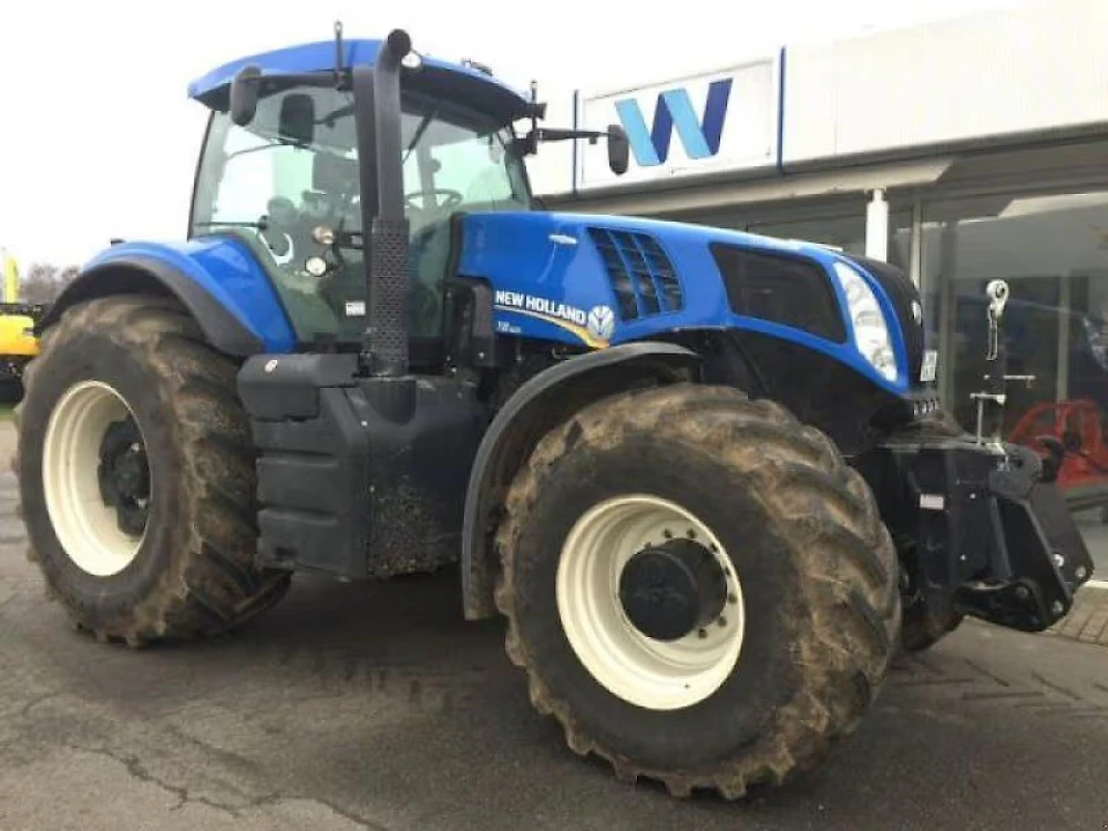 New Holland T 8.420 d'occasion — photo 1