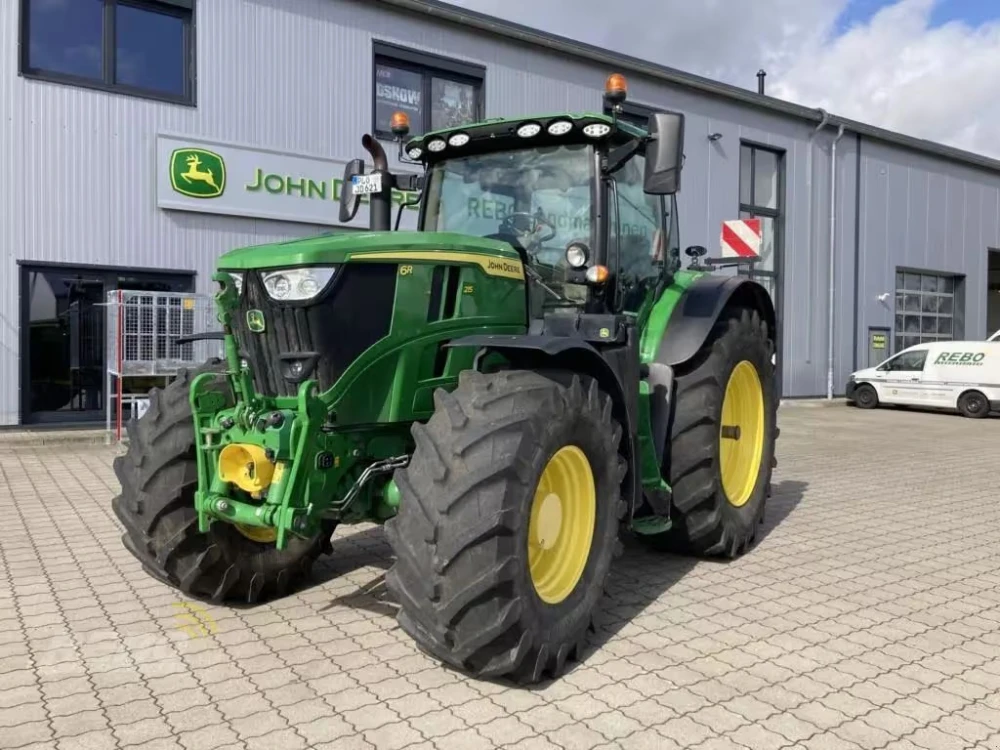 John Deere 6R215 d'occasion — photo 1