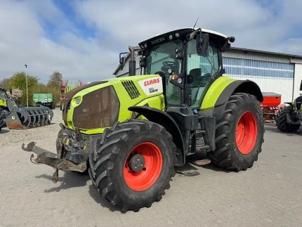 Tracteur agricole - 215 CH - 8026H - 2016
