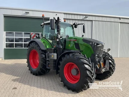 Tracteur agricole - 30308CH - 767H - 2024