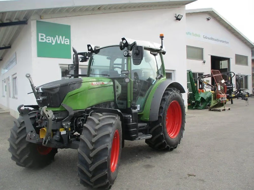 Fendt 211 VARIO POWER d'occasion — photo 1