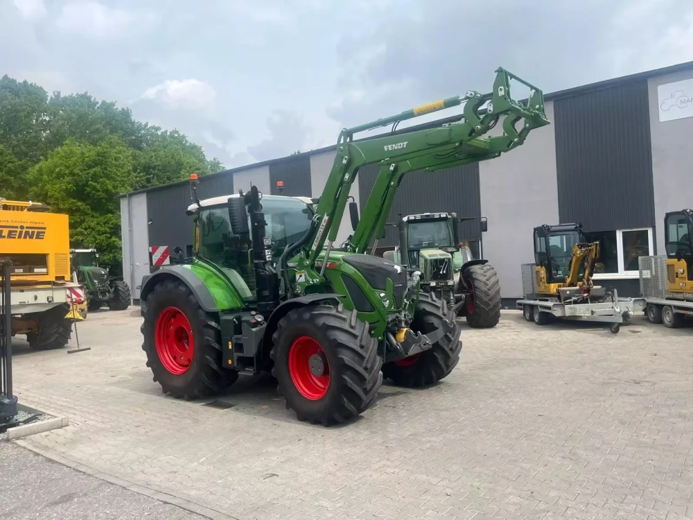 Fendt 724 VARIO PROFIPLUS d'occasion — photo 1