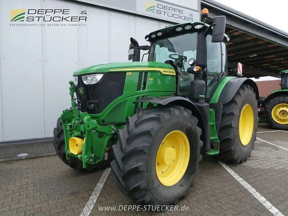 John Deere 6R 250 d'occasion — photo 1
