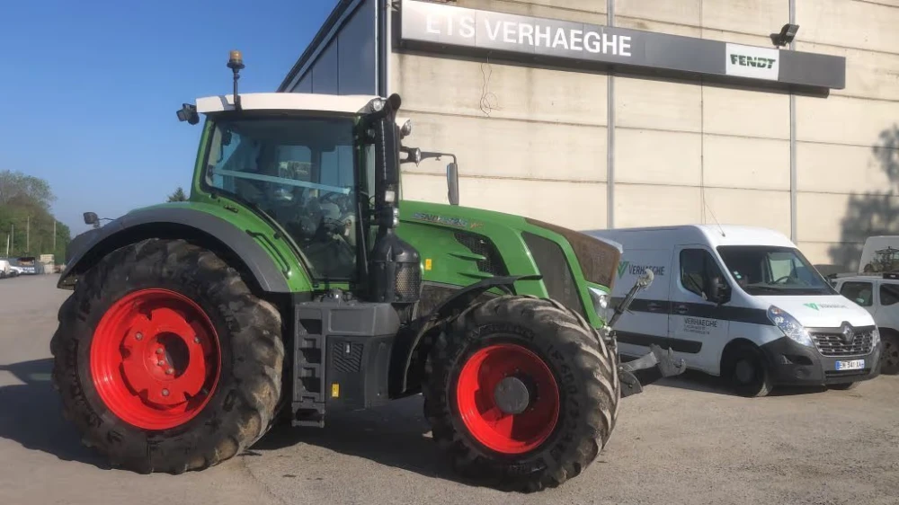 Fendt 826 VARIO PROFI + d'occasion — photo 1