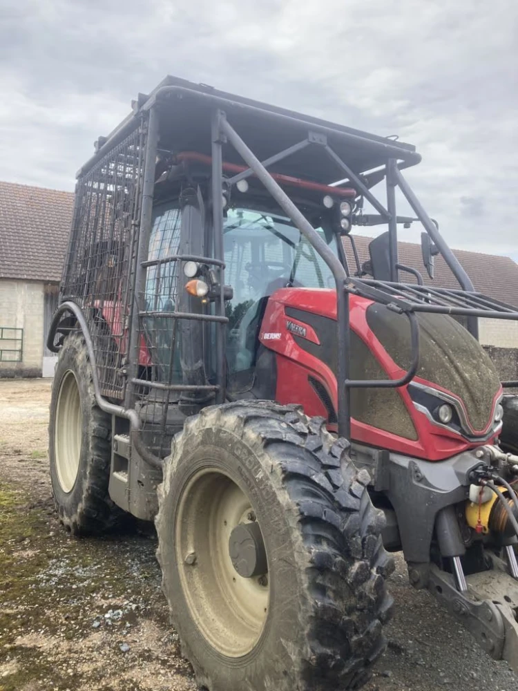 Valtra Valmet N135H d'occasion — photo 1