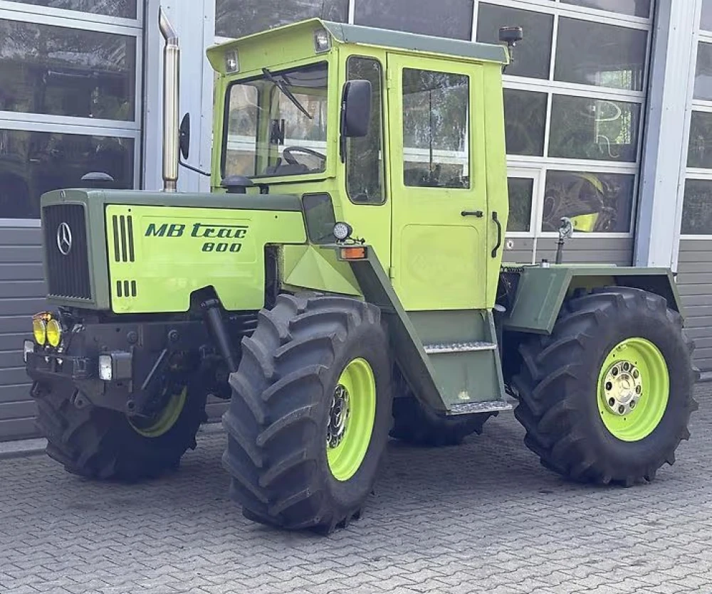 Mercedes Benz MB TRAC 800 d'occasion — photo 1