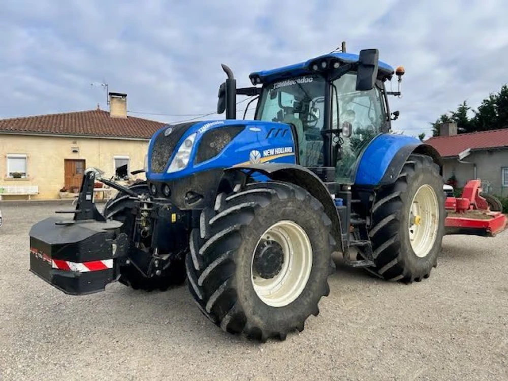 New Holland T7.270 AC d'occasion — photo 1