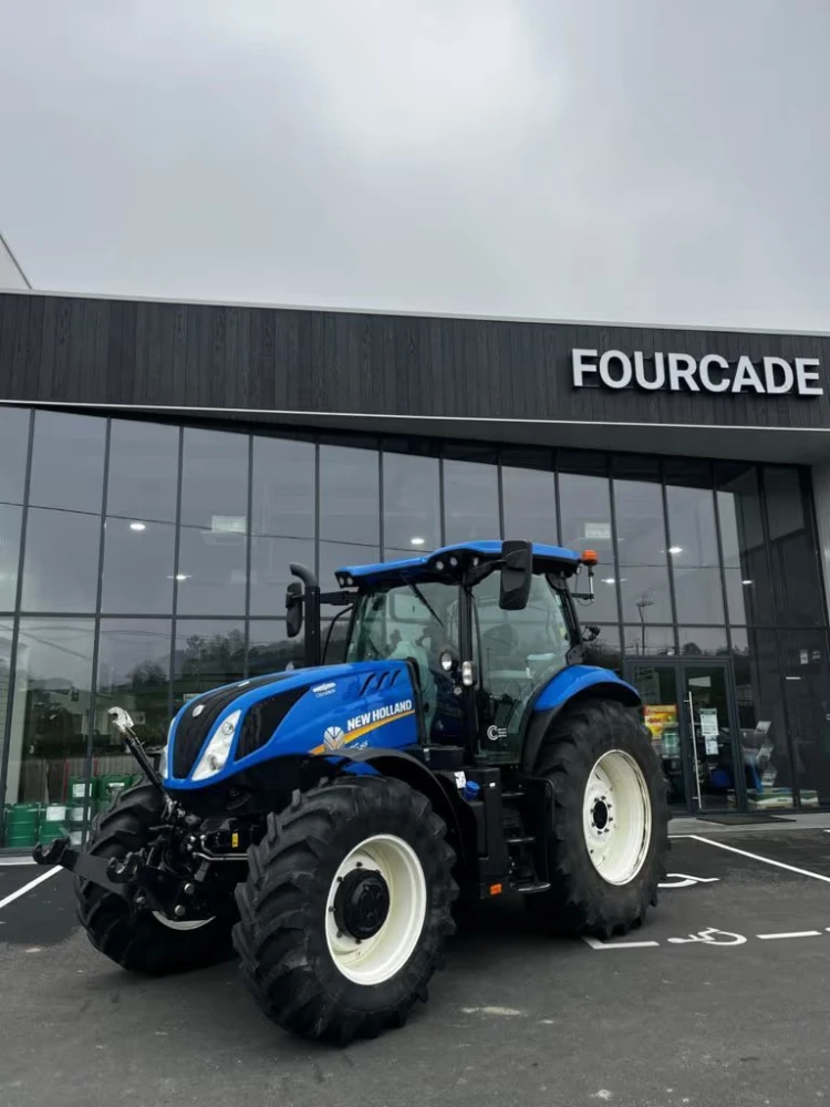 New Holland T6.165AC d'occasion — photo 1