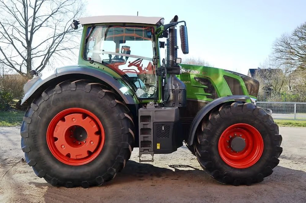 Fendt 826 VARIO POWER PLUS d'occasion — photo 1