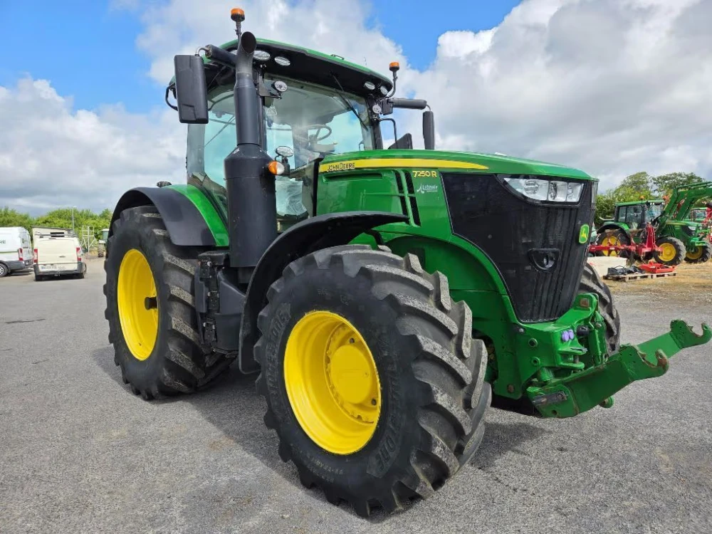 John Deere 7250R d'occasion — photo 1