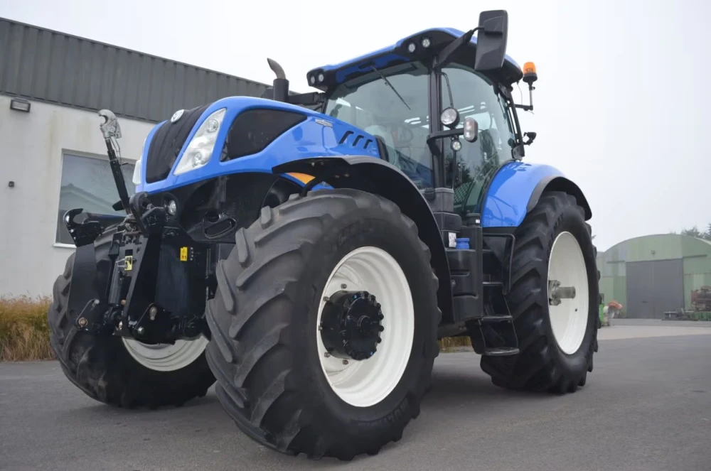New Holland T7.245 AC d'occasion — photo 1
