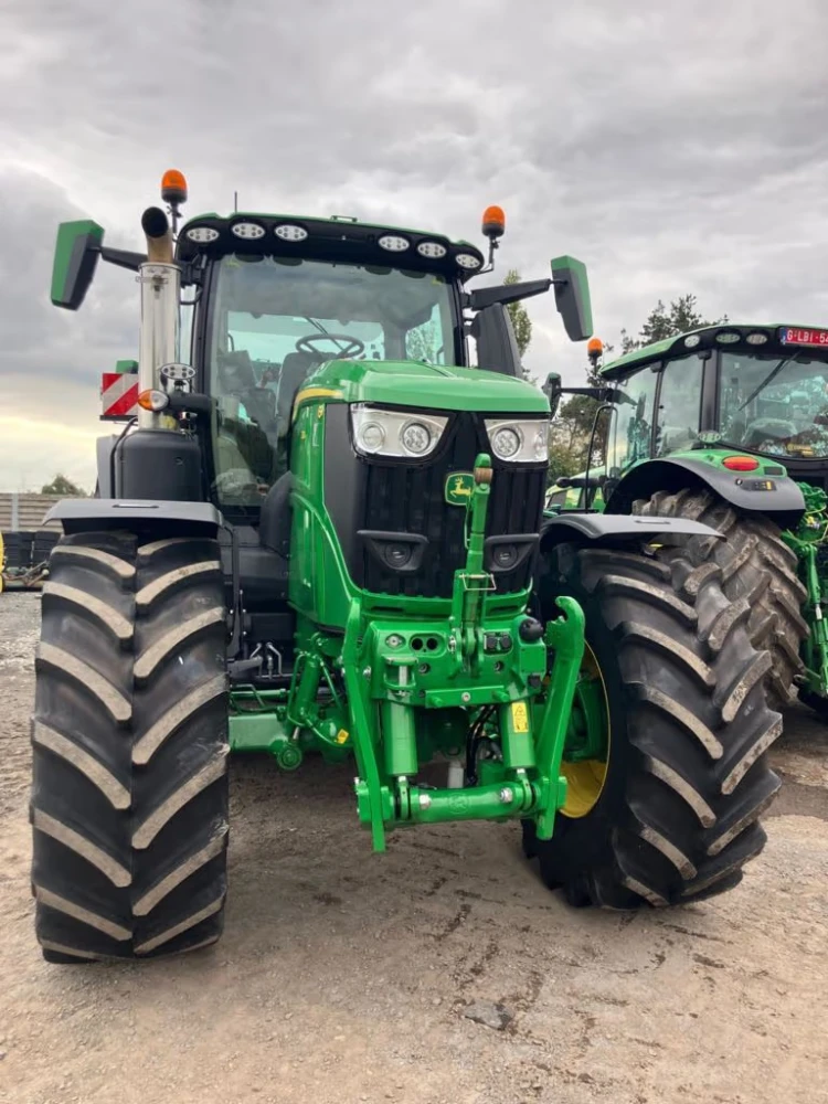 John Deere 6R 230 d'occasion — photo 1