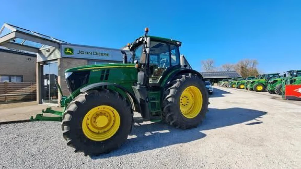 John Deere 6250R d'occasion — photo 1