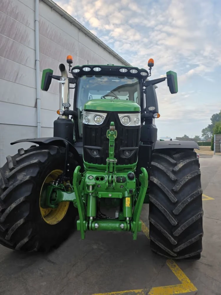 John Deere 6R 230 d'occasion — photo 1