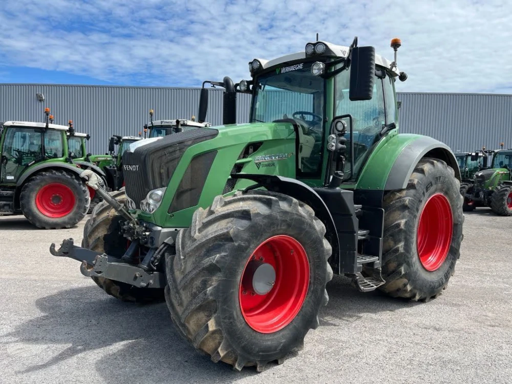 Fendt 824 VARIO PROFI + d'occasion — photo 1
