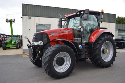 Tracteur agricole - 200 CH - 3976H - 2019