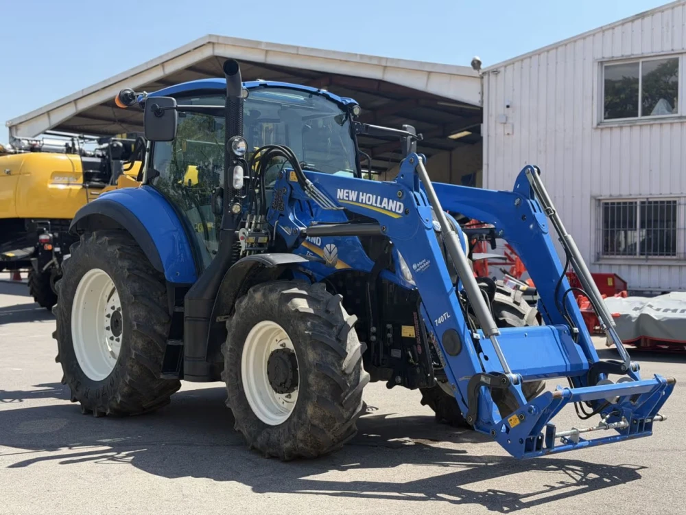 New Holland T5.100 EC d'occasion — photo 1