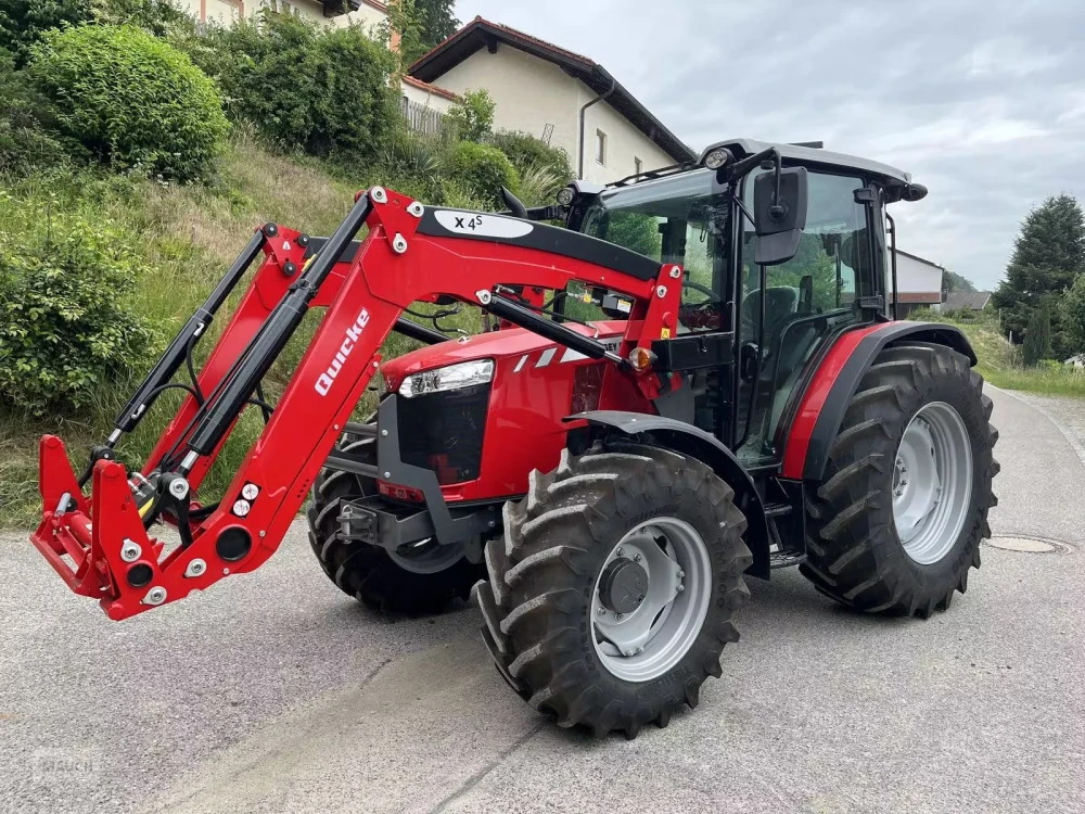 Massey Ferguson MF 4708 d'occasion — photo 1