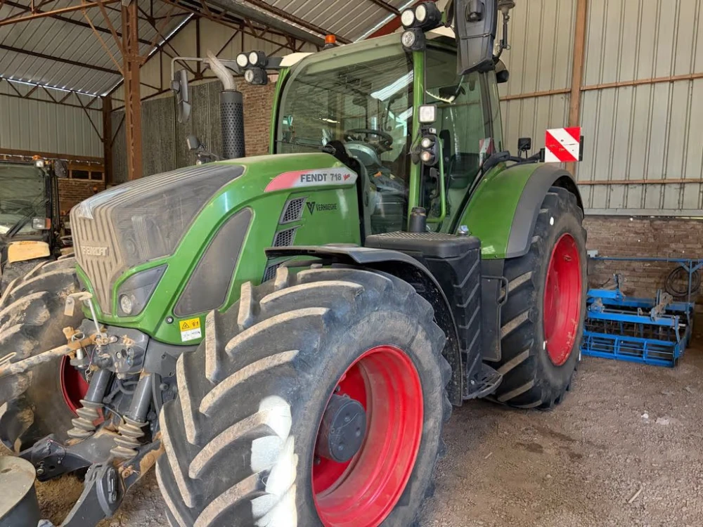 Fendt 718 VARIO POWER + d'occasion — photo 1